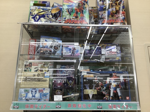 仮面ライダー龍騎のリサイクルショップ