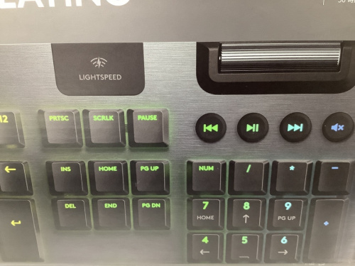 ゲーミングキーボードのLogicool