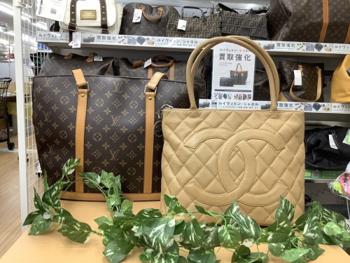 ルイヴィトンのLOUIS VUITTON
