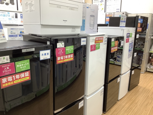 国道1号線沿いのリサイクルショップ