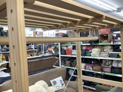 オープンシェルフの無印良品