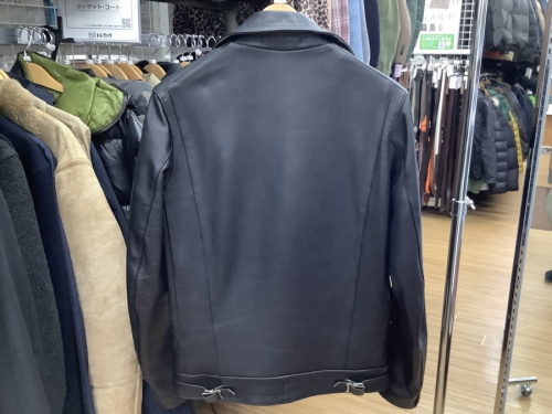ジャケットのレザーライダースジャケット