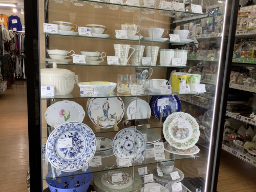 クリスチャンディオールのプレート