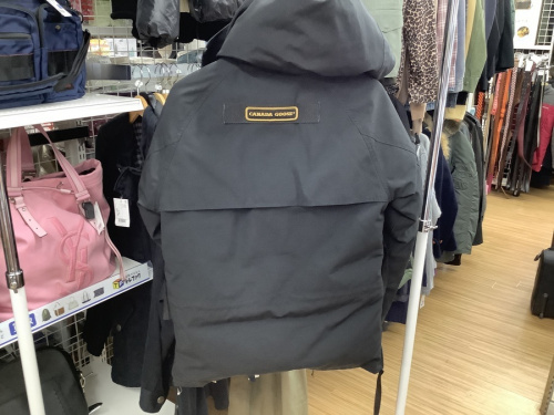 ダウンジャケットのCANADA GOOSE