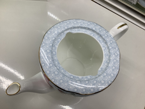 洋食器のティーポット