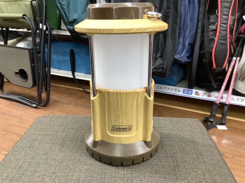 ランタンのColeman