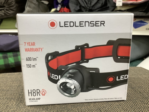 ヘッドライトのLED