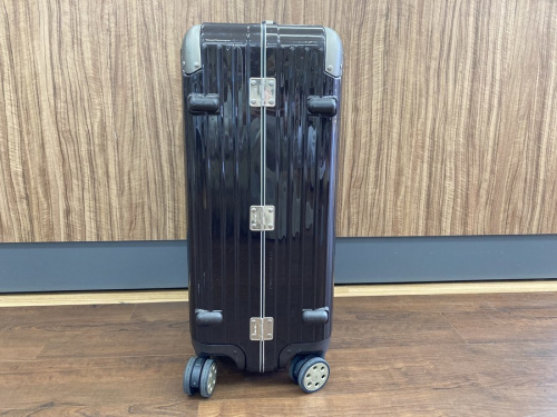 リモワの中古スーツケース