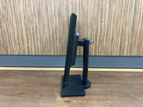 液晶モニターのBenQ