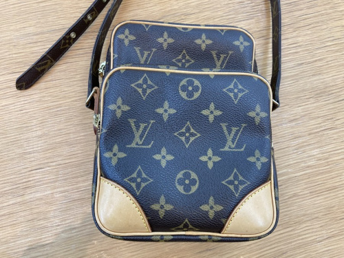 アマゾンのLOUIS VUITTON
