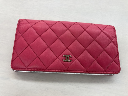 マトラッセの長財布