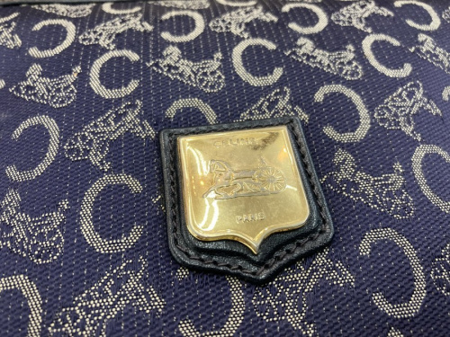 ショルダーバッグのCELINE