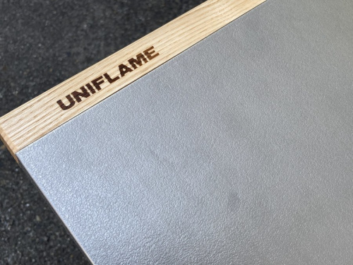 焚火テーブルのUNIFLAME