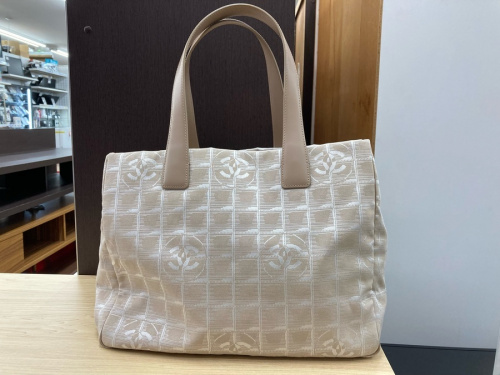 バッグのトートバッグ