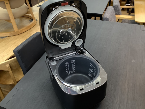 可変圧力IHジャーのPanasonic