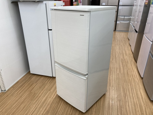 中古家電の2ドア冷蔵庫
