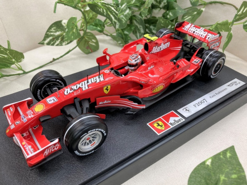 ミニカー Hot Wheels Ferrari F2007 1:18 HOT WHEELS(ホットウィール)よりマテル製のフェラーリF1モデルカー