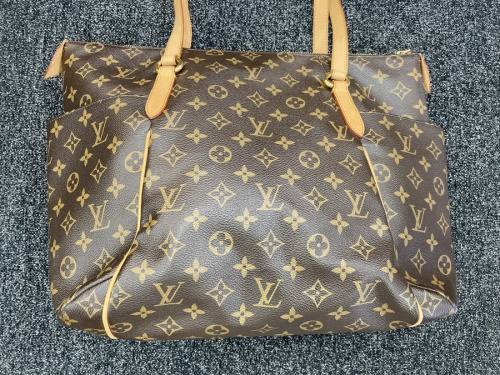 トータリーMMのLOUIS VUITTON