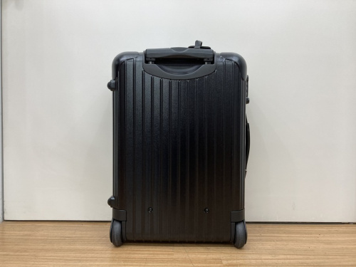 2輪スーツケースのRIMOWA