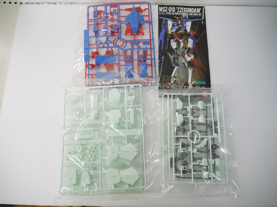 BANDAI（バンダイ） 旧パッケージの1/144 ダブルゼータガンダム