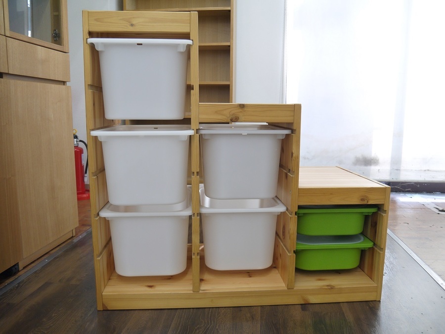 IKEAの収納家具のご紹介！有料配送あり【トレファク入間店家具紹介】 IKEAの専用ボックス付き収納家具のご紹介！中古家具を買うなら
