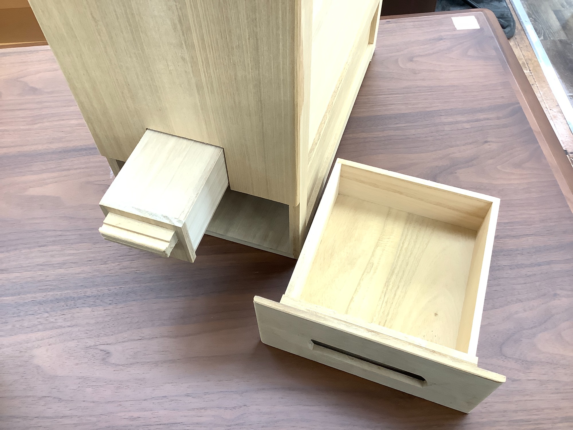 簡単軽量＆機能性◎】竹本木箱店の米びつ10kg用をご紹介いたします
