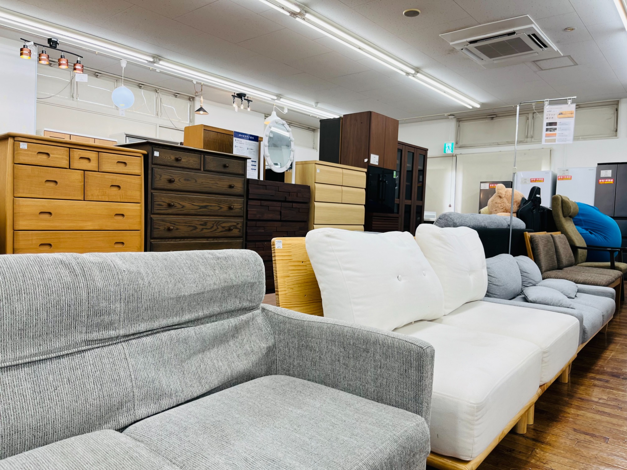 【※引越しに伴い1/26までのお引取】Crastina / クラスティーナ ジオ ガラステーブル|定価¥71,500 CRASTINA（クラスティーナ）】ガラステーブル「geo（ジオ）」が入荷