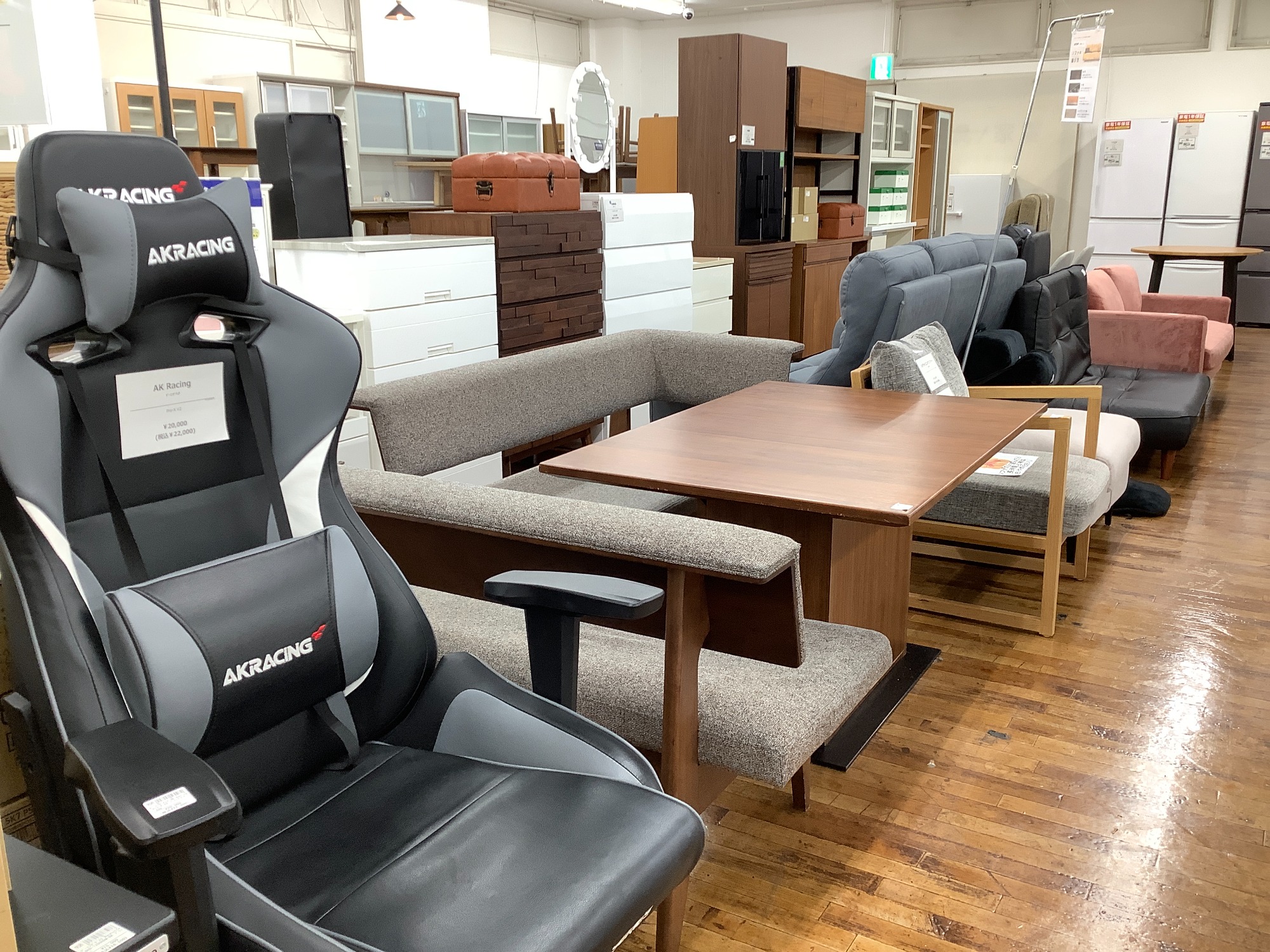WEB出品中】IKEA(イケア)のテーブルをご紹介します！！｜2024年
