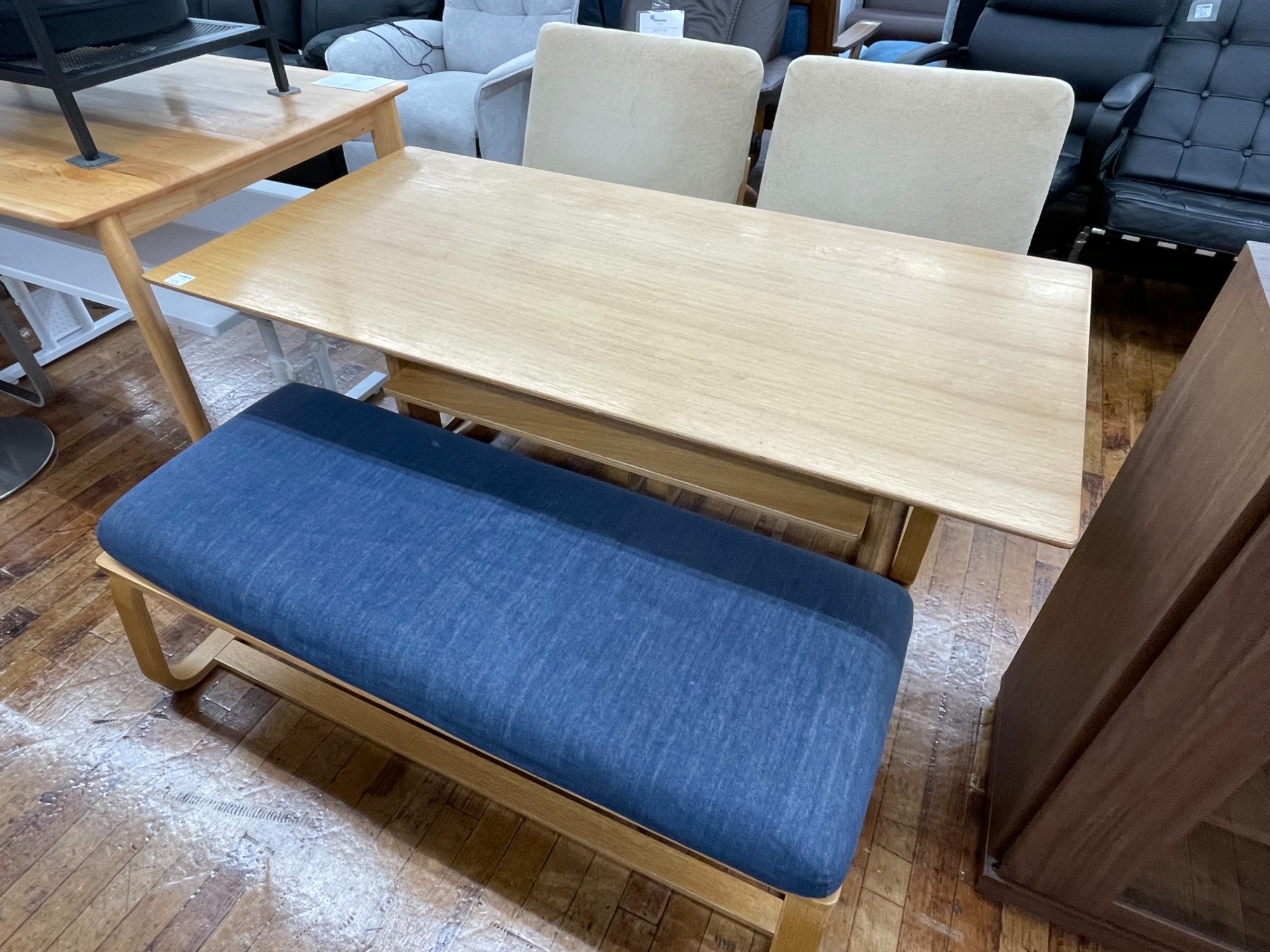 無印良品】リビングでもダイニングでもつかえるシリーズのダイニング