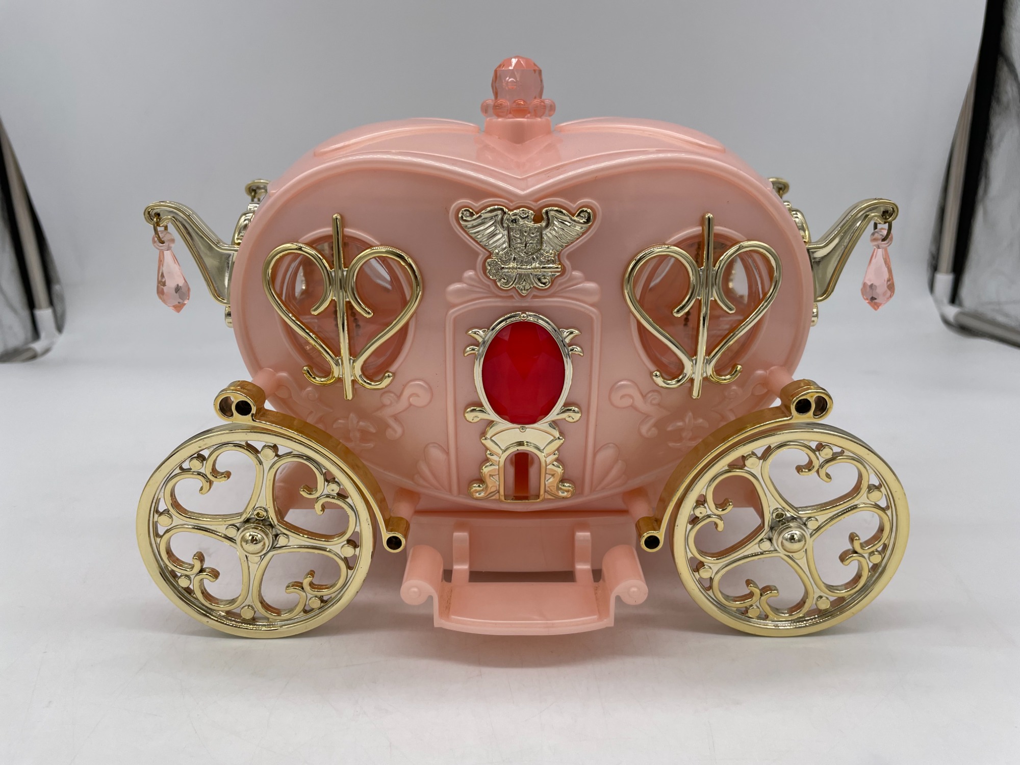 BANDAI/バンダイ】ハロー！レディリン 宝石の馬車 パール