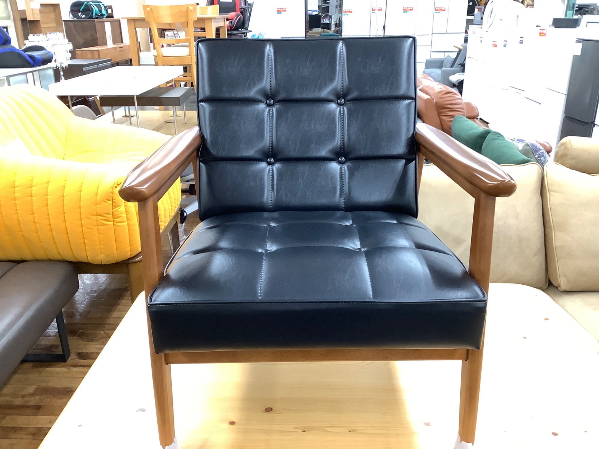 カリモク】Kチェア1シーター が入荷致しました！｜2025年12月18日