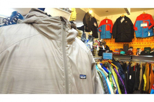 アウトドアのアウトドアウェア