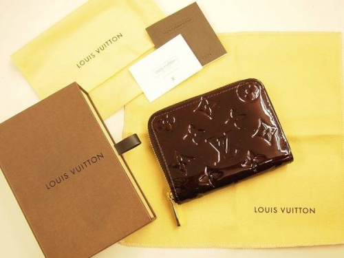 メンズファッションのLV