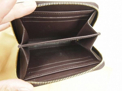 小銭入れの入間店