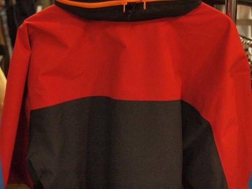 テディジャケットの入間店衣類