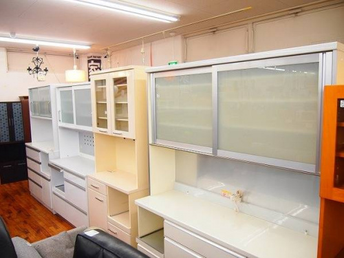 家具のカップボード・食器棚