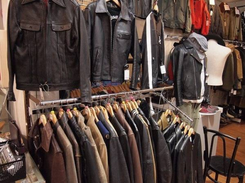 Schottの入間店衣類