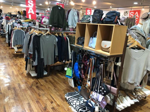 入間ブランド