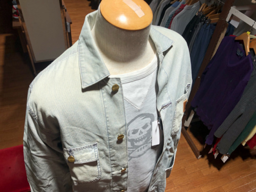 カバーオールのCarHartt(カーハート)
