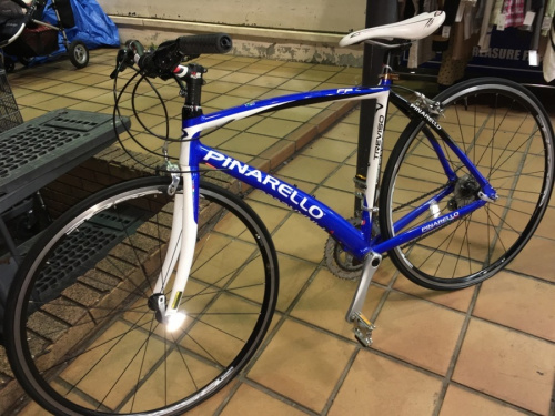 自転車のフラットバーロード