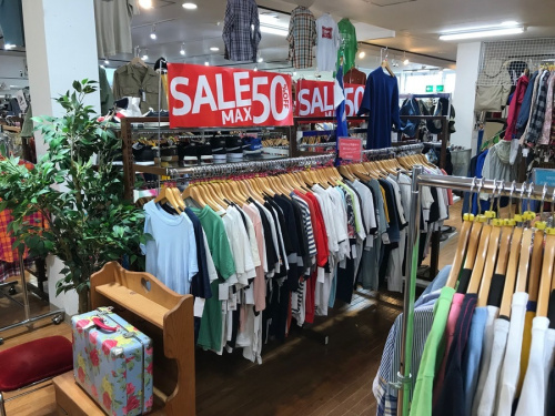衣類の秋物 冬物 買取 売る