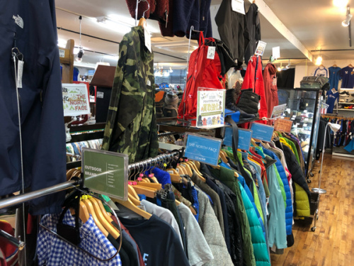 入間古着のmont-bell