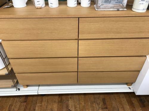 入間家具のチェスト