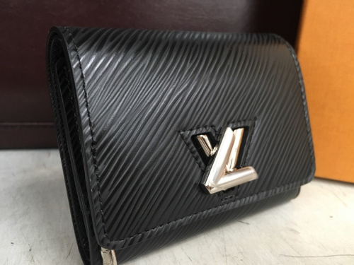 財布のLOUIS VUITTON