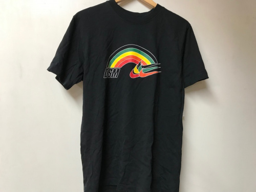 NIKE LABのTシャツ
