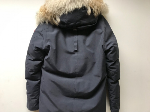 ダウンジャケットのCANADAGOOSE ジャスパー