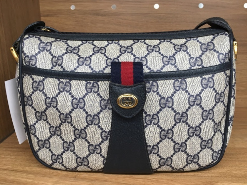 入間ブランドのGUCCI