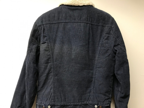 Levi'sのコーデュロイジャケット