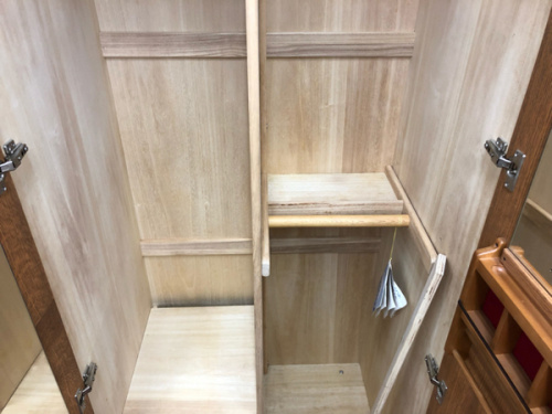 ワードローブの入間中古家具