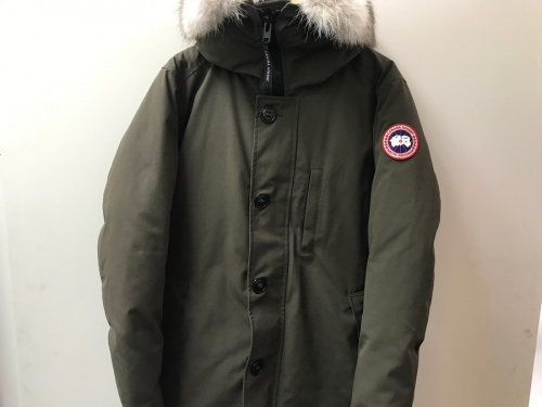 アウターのCANADA GOOSE